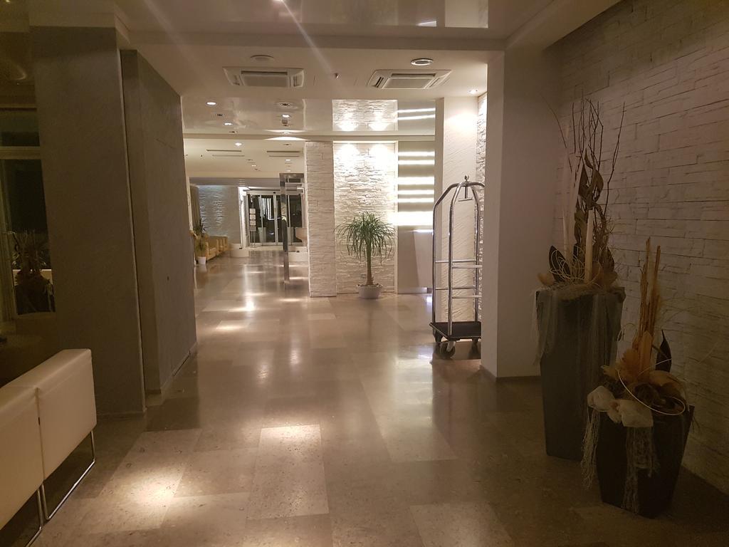 Hotel Sorriso 밀라노마리티마 외부 사진