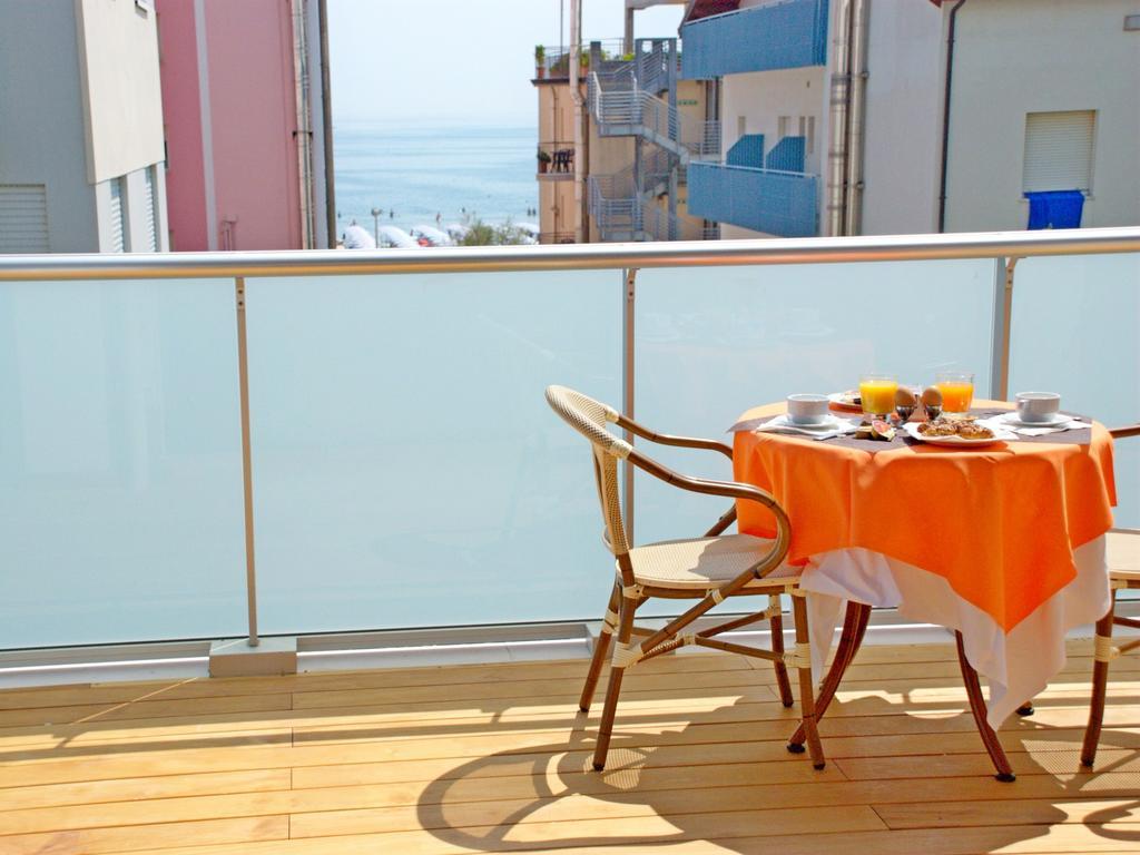 Hotel Sorriso 밀라노마리티마 외부 사진